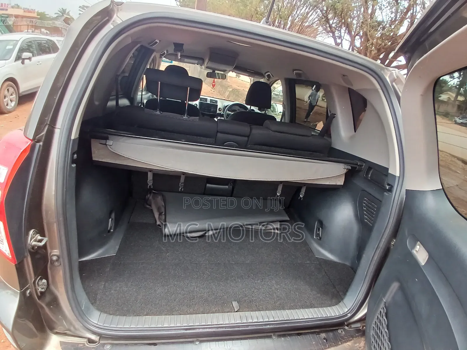 Toyota RAV4 Limited AWD (2.5L 4cyl 6A) 2013 Gray