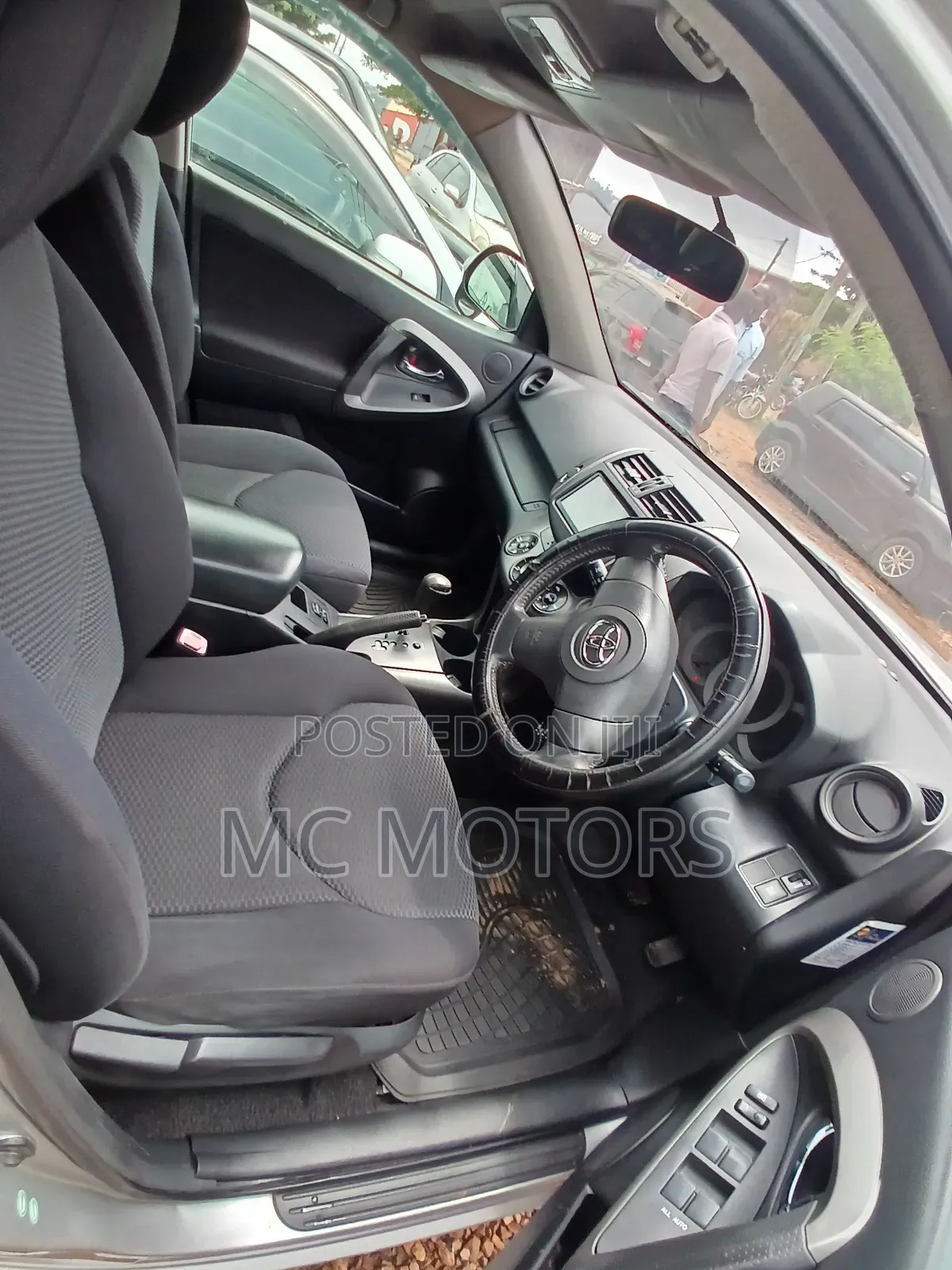 Toyota RAV4 Limited 2011 Silver