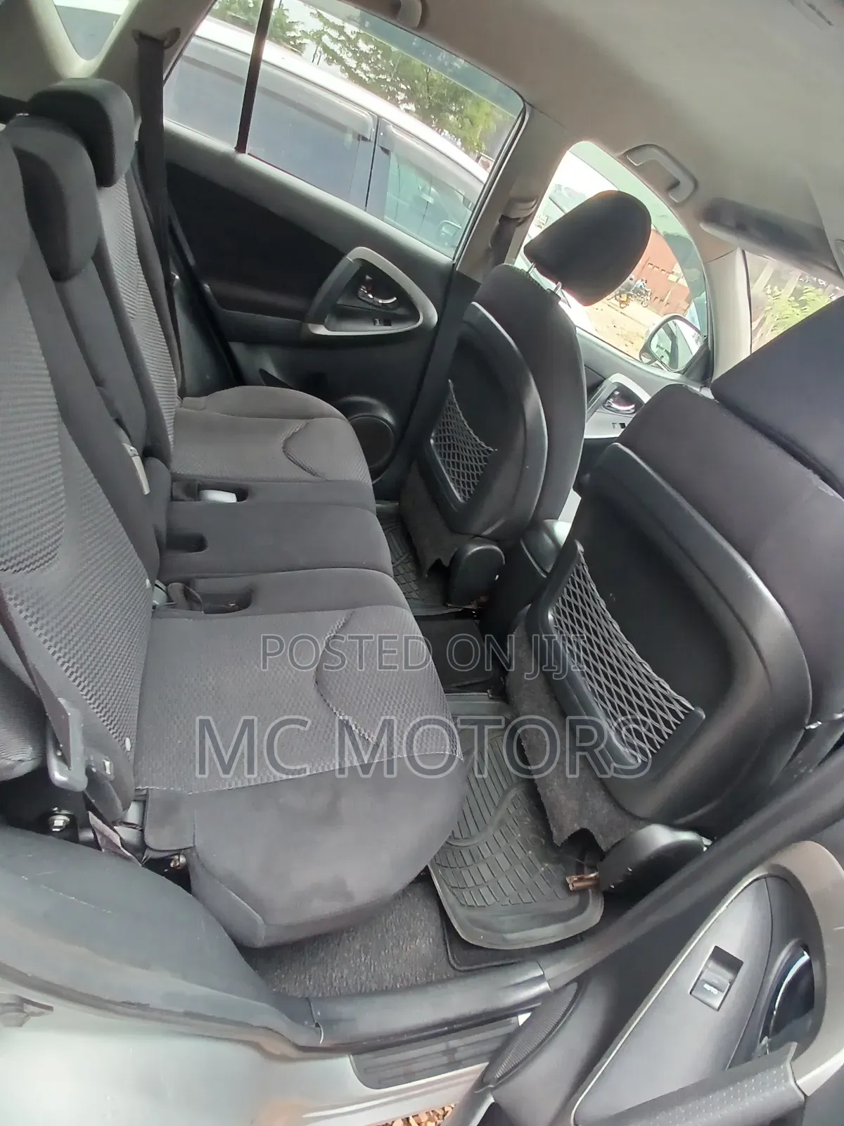 Toyota RAV4 Limited 2011 Silver