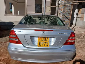 Mercedes-Benz C200 2005 Silver