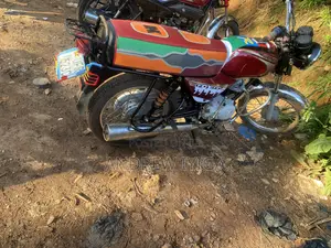 Bajaj Boxer 2022 Red