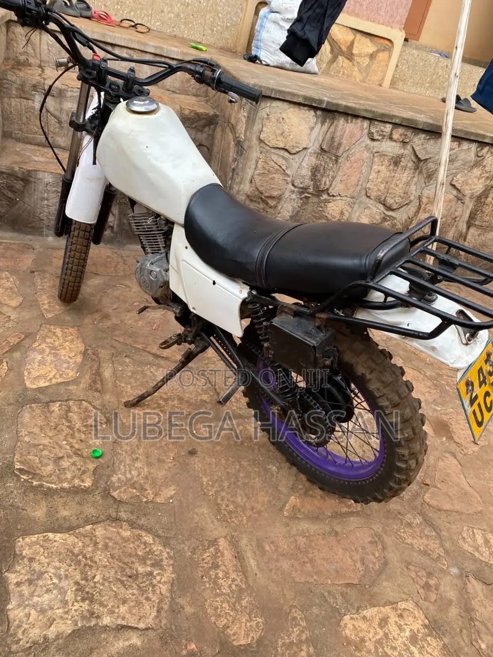 Yamaha YBR125 1988 White