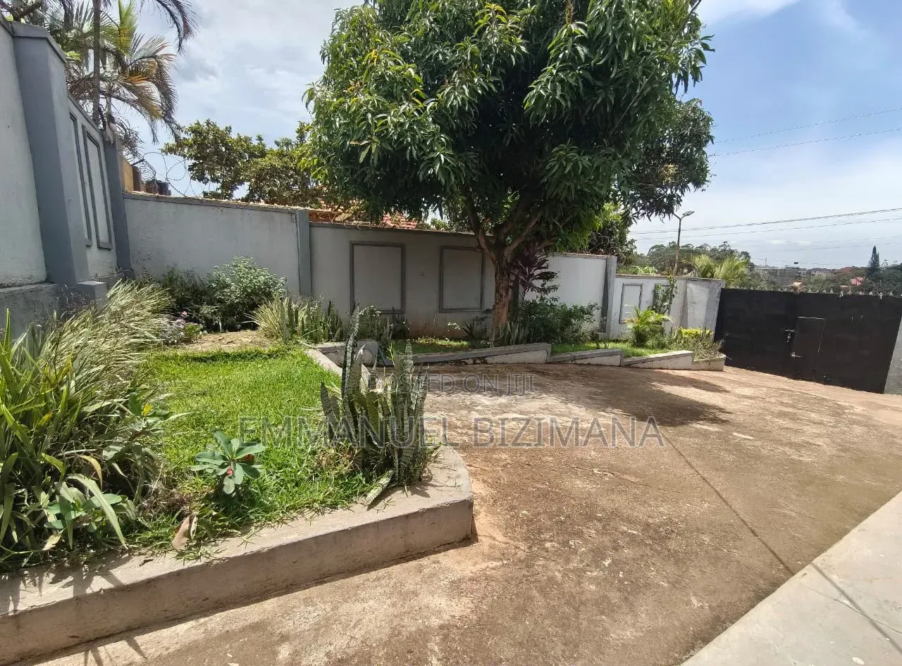 Furnished 4bdrm Bungalow in Ntinda, Central Division for sale