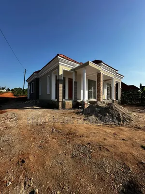 4bdrm Bungalow in Kira, Central Division for sale