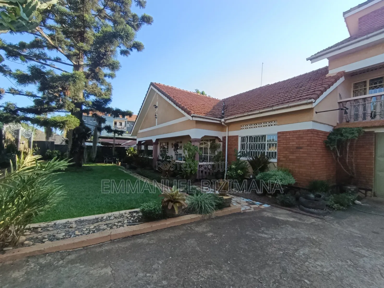 Furnished 4bdrm House in Kyaliwajjala, Central Division for sale