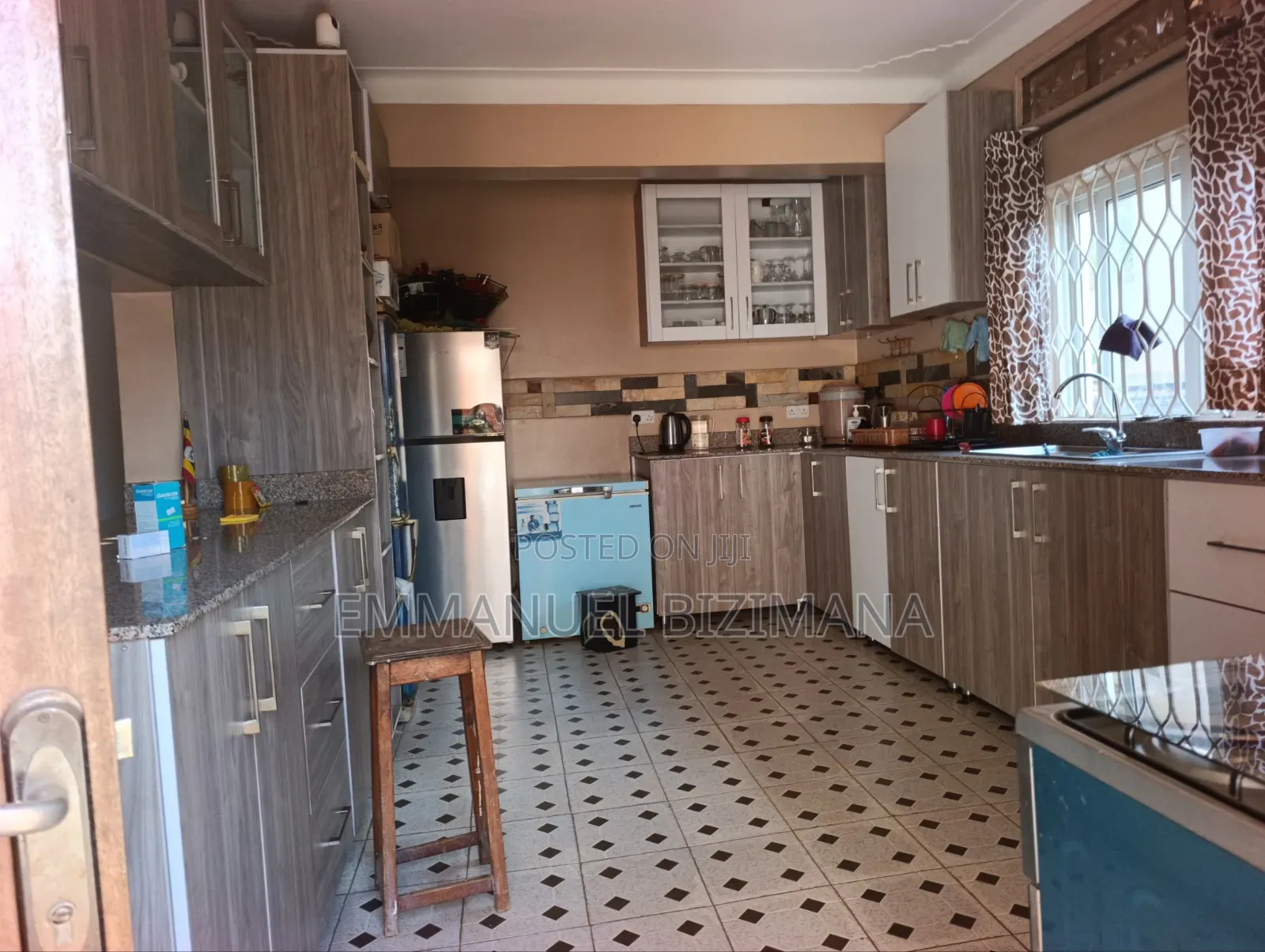 Furnished 4bdrm House in Kyaliwajjala, Central Division for sale