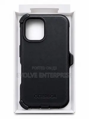 OtterBox Defender Case for iPhone 17/16
