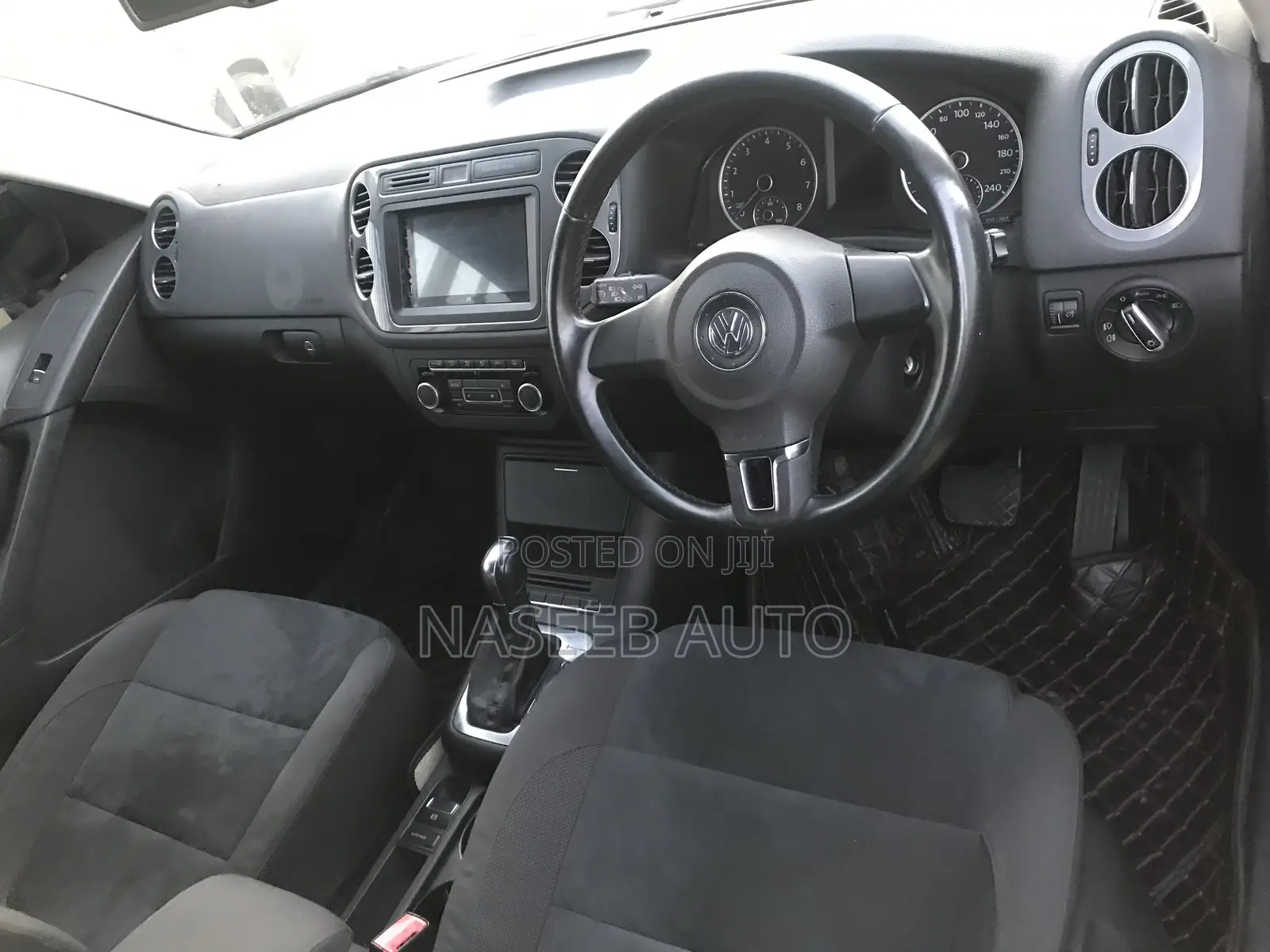 Volkswagen Tiguan 2010 White