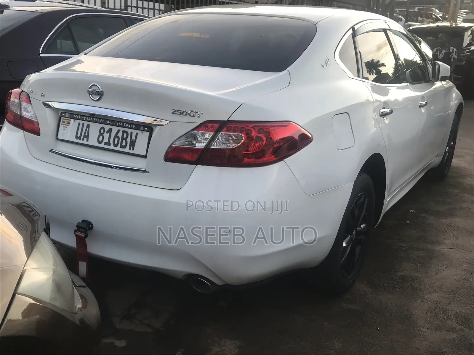 Nissan Fuga 2010 White