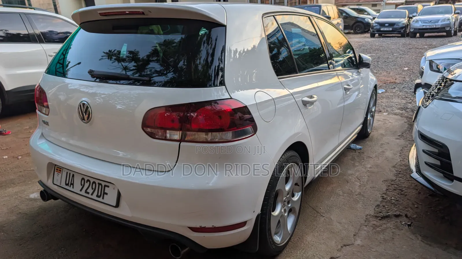 Volkswagen Golf GTI 2011 White