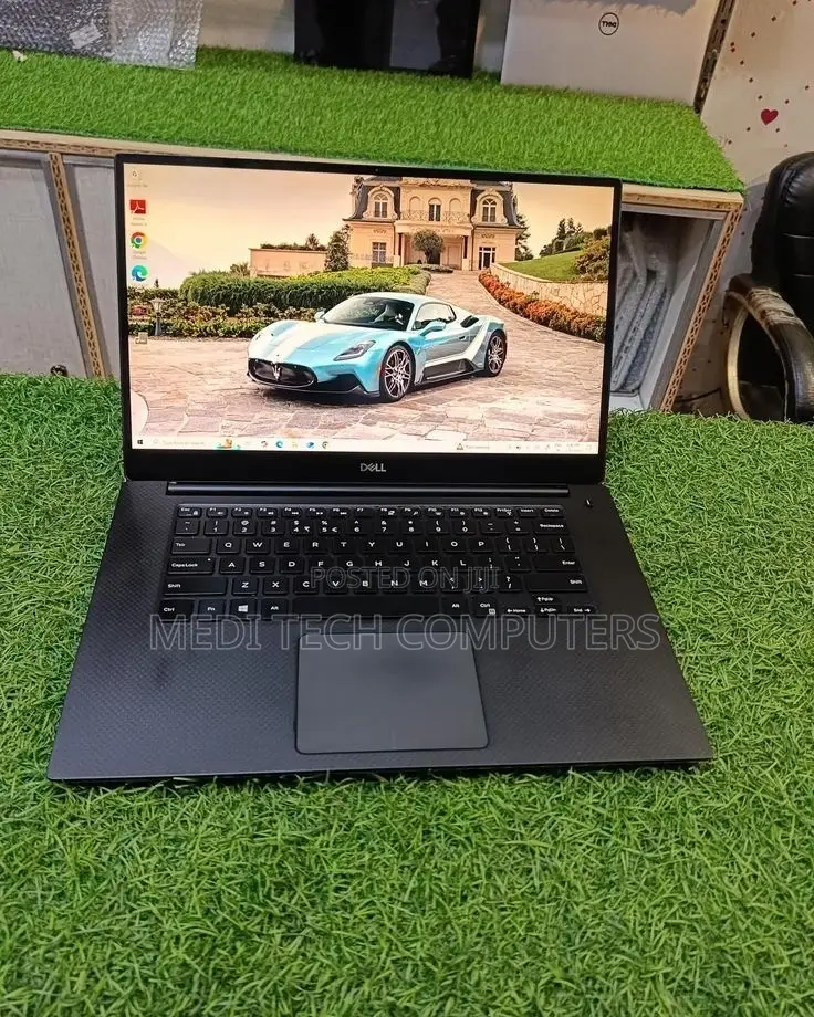 Laptop Dell Precision 15 5540 16GB Intel Core i7 SSD 512GB