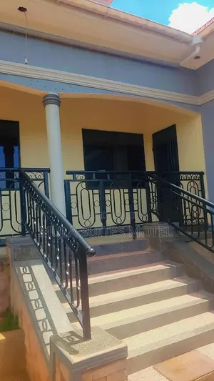 Neat Guesthouse in Namanve & Kiwanga