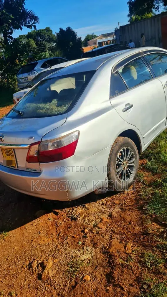 Toyota Premio 2009 Silver