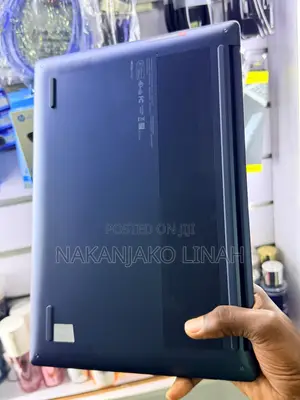 Laptop Lenovo Yoga Slim 7 16GB Intel Core Ultra 5 SSD 1T