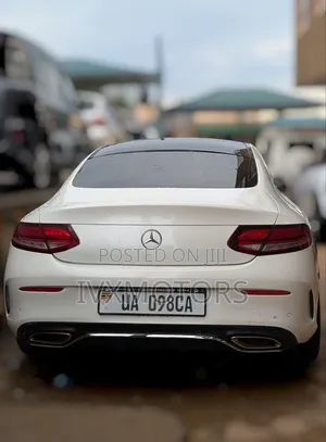 Mercedes-Benz C200 2017 White