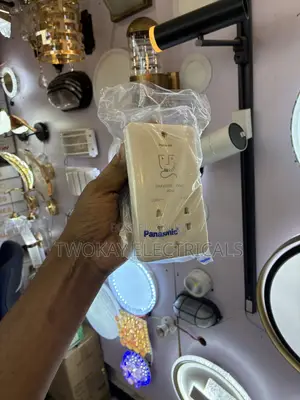 Shaver Socket