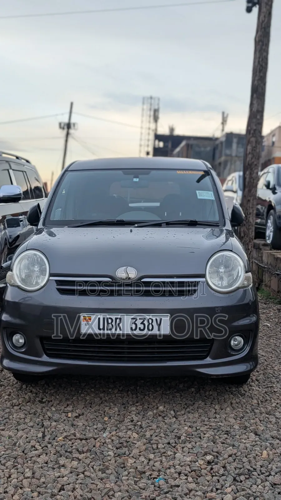Toyota Sienta 1.5 AWD 2009 Gray