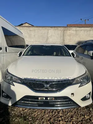 Toyota Mark X 2.5 AWD 2015 White