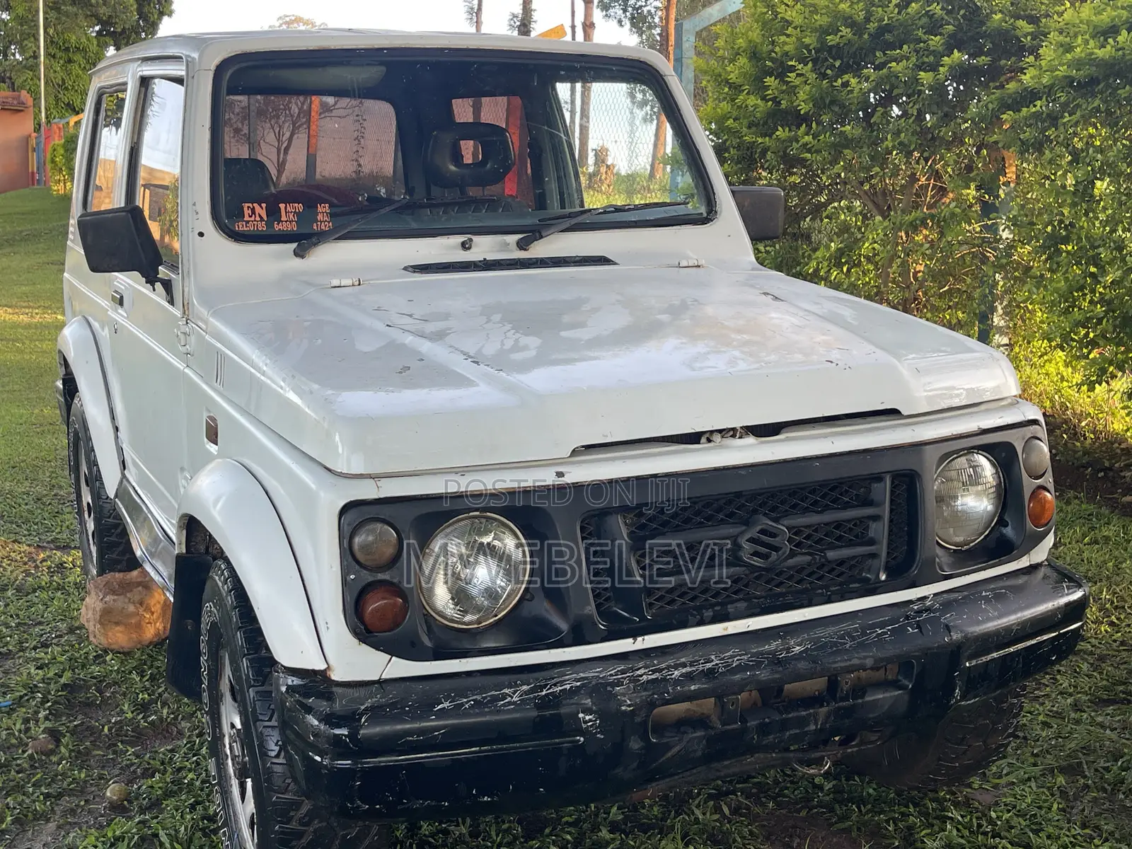 Suzuki Samurai Long 1998 White