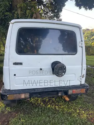 Suzuki Samurai Long 1998 White