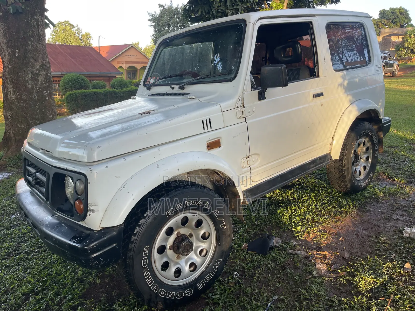 Suzuki Samurai Long 1998 White