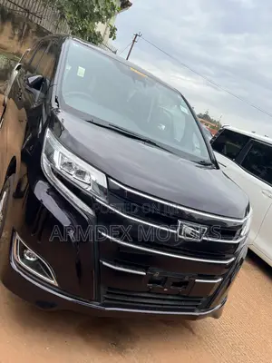 Toyota Noah 2020 Maroon