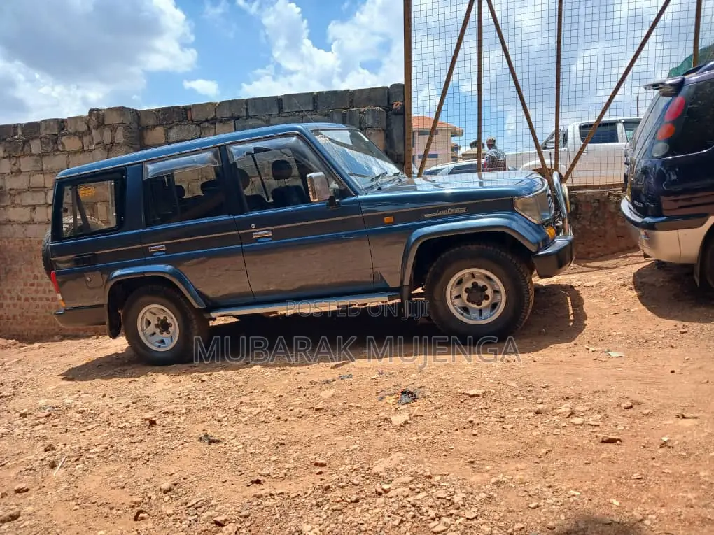 Toyota Land Cruiser Prado 1996