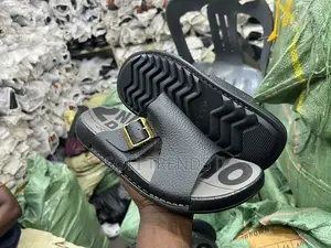 Gent’S Original Sandles