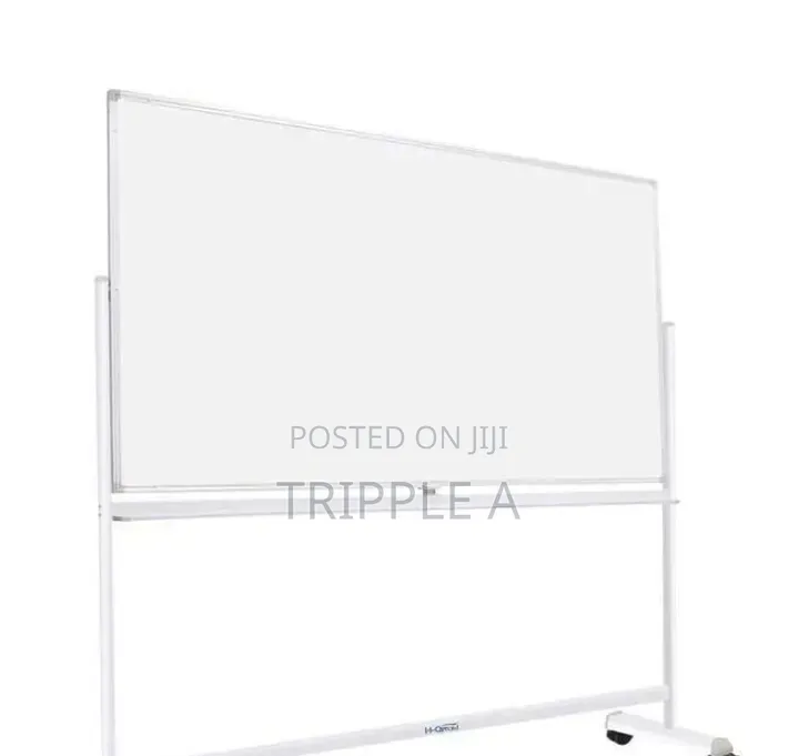 Large Rolling Magnetic Whiteboard