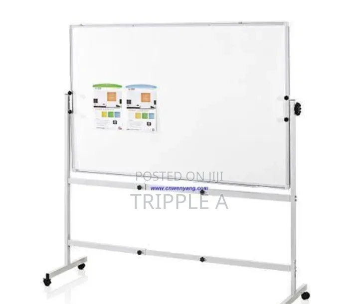 Large Rolling Magnetic Whiteboard