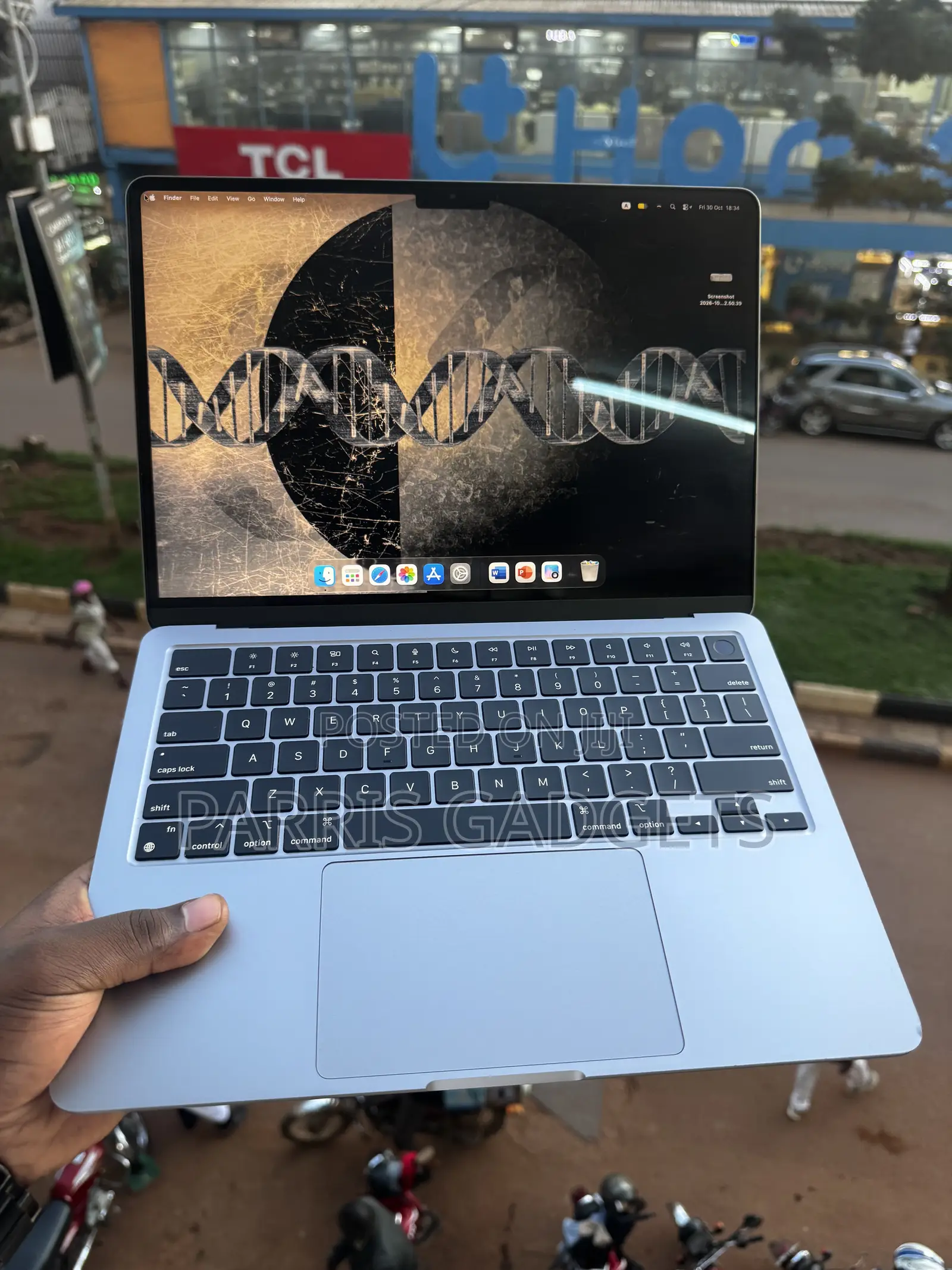 Laptop Apple MacBook Air 2022 M2 8GB Intel Core M2 SSD 256GB