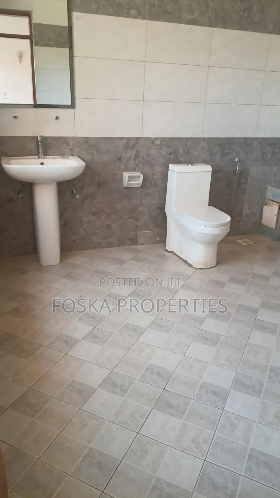 5bdrm Duplex in Central Division for rent