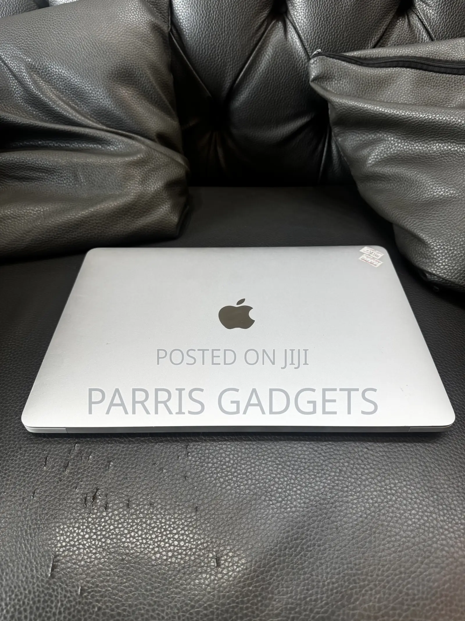 Laptop Apple MacBook Pro 2021 M1 8GB Apple M1 Pro SSD 256GB