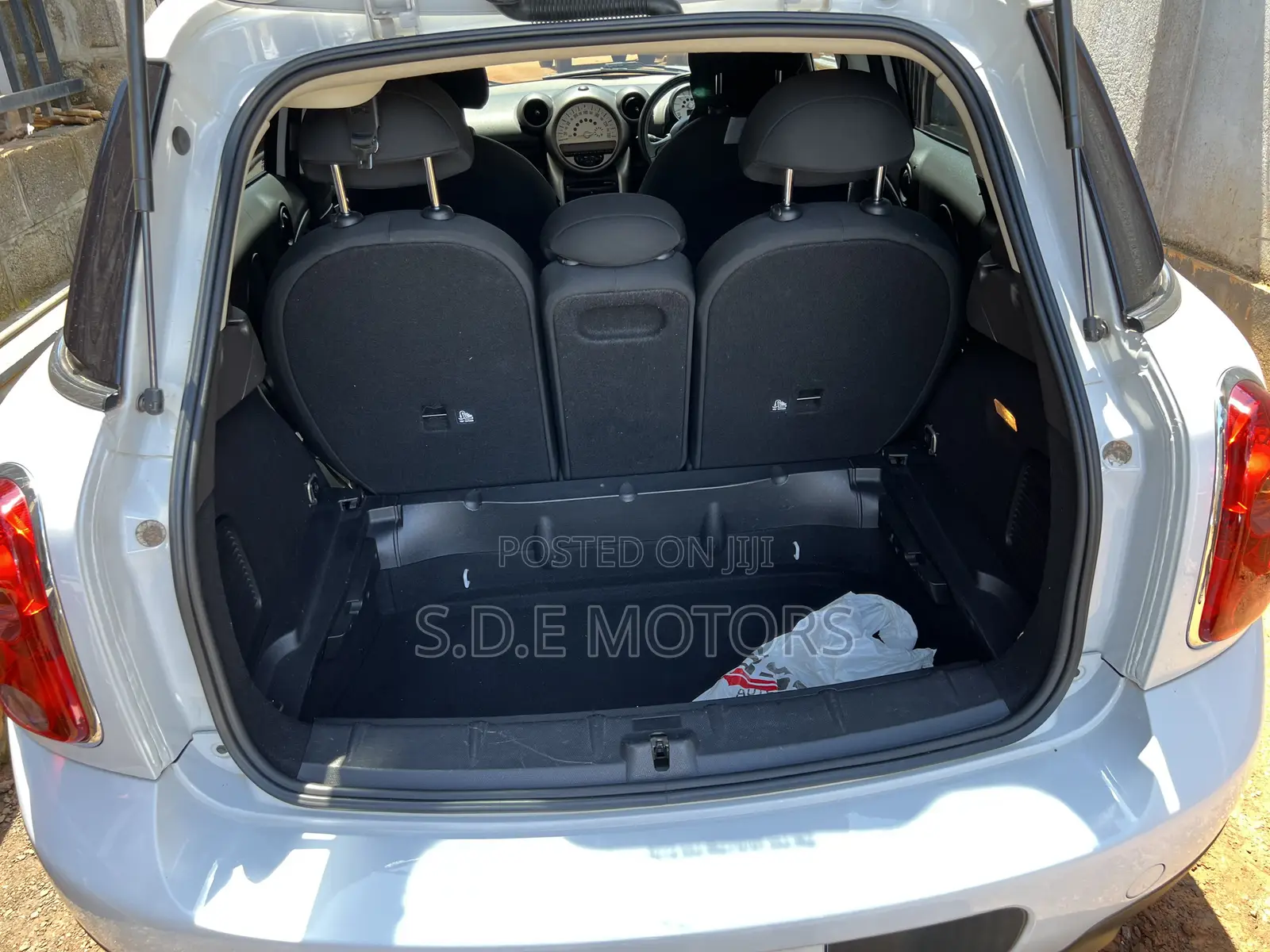 Mini Cooper 2dr Convertible (1.6L 4cyl 6M) 2014 White