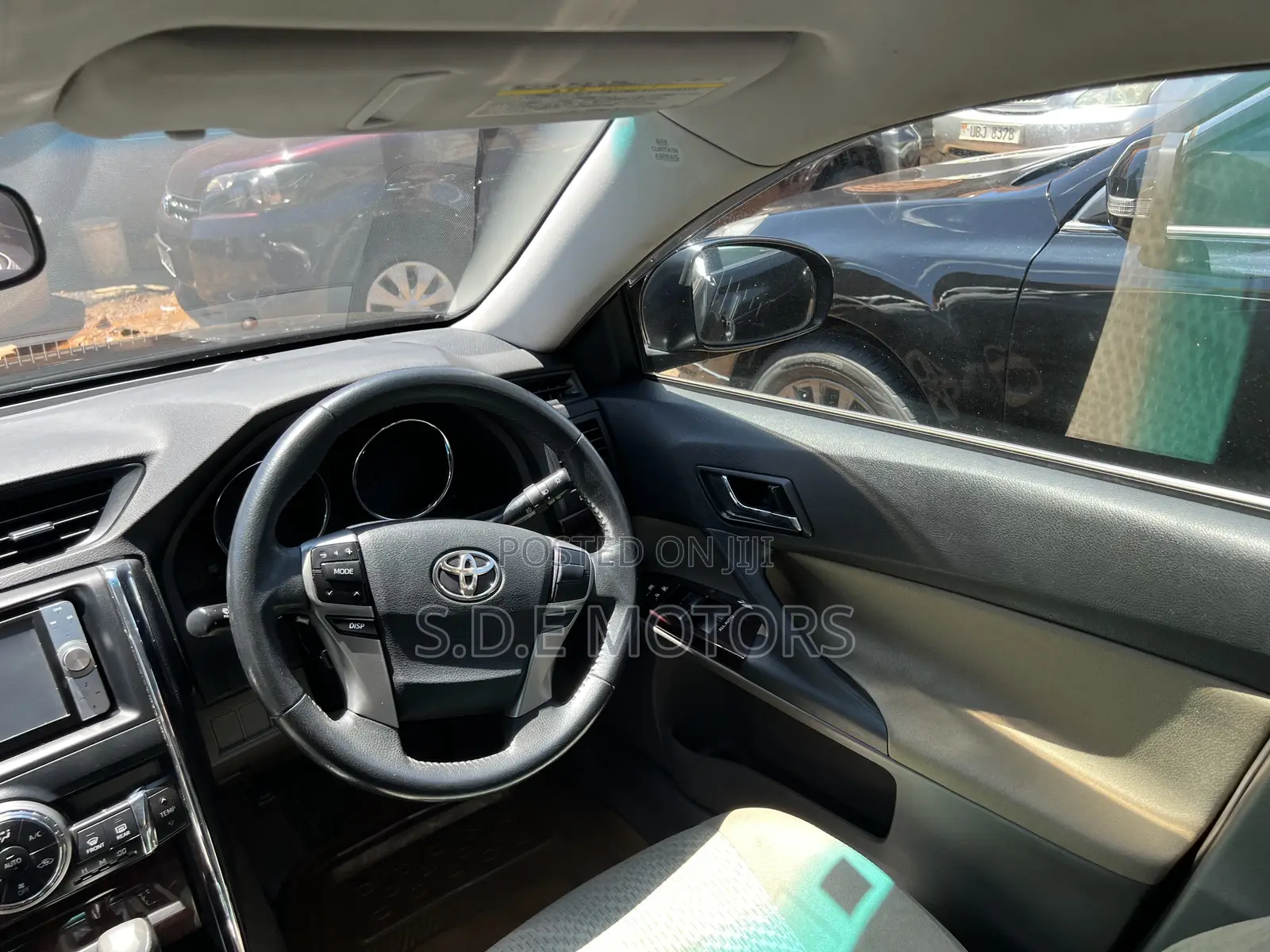 Toyota Mark X 2.5 AWD 2011 Black