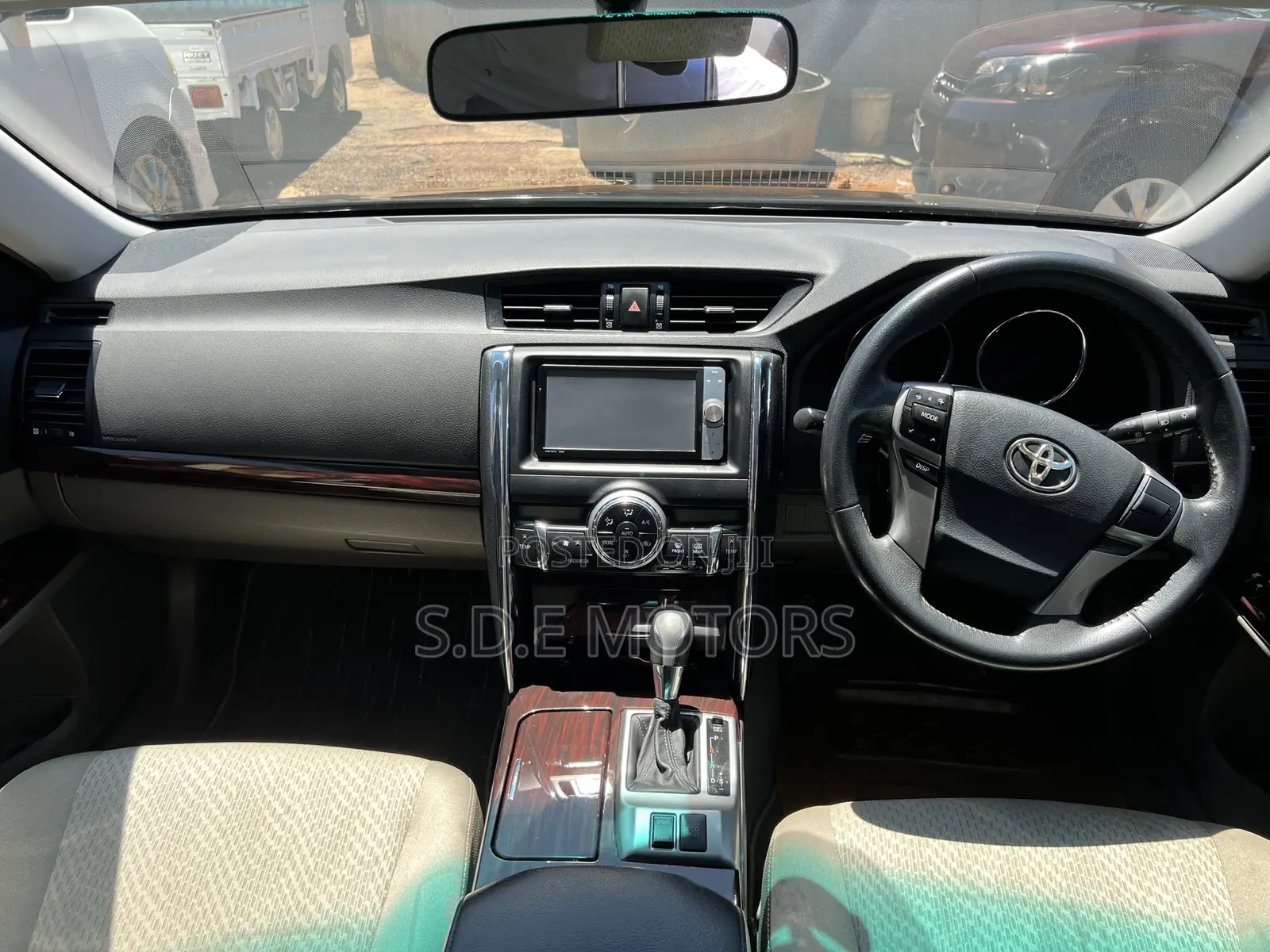 Toyota Mark X 2.5 AWD 2011 Black
