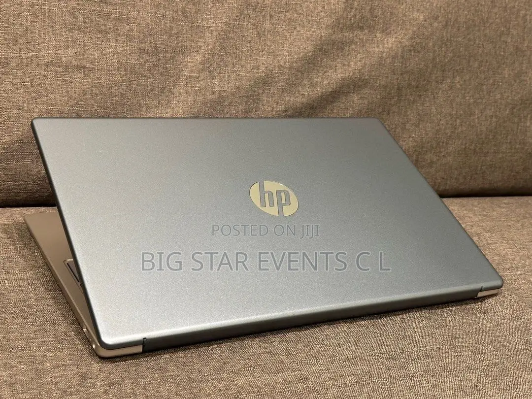 Laptop HP 250 G10 8GB Intel Core i7 SSD 512GB