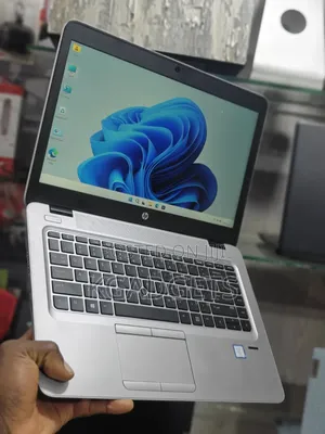 New Laptop HP EliteBook 840 G3 8GB Intel Core i7 HDD+SSD 256GB