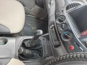 Mitsubishi L200 2007 Silver