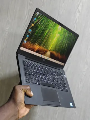 New Laptop Dell Latitude 7300 8GB Intel Core i5 SSD 256GB