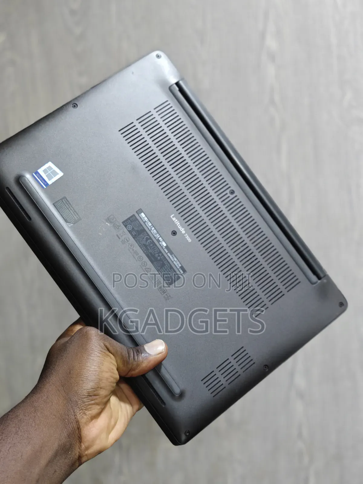 New Laptop Dell Latitude 7300 8GB Intel Core i5 SSD 256GB