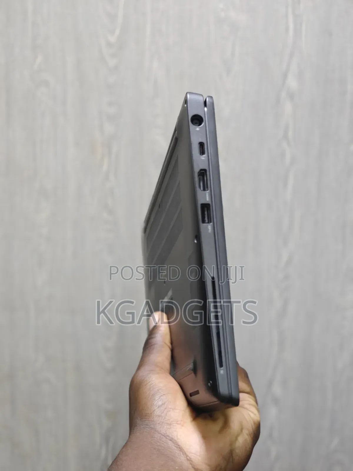 New Laptop Dell Latitude 7300 8GB Intel Core i5 SSD 256GB