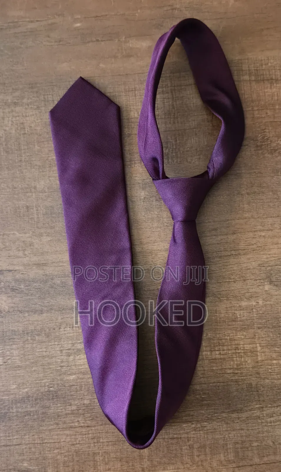 Silk Burgundy Necktie for a Fashionable Look.