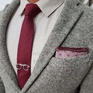 Silk Burgundy Necktie for a Fashionable Look.