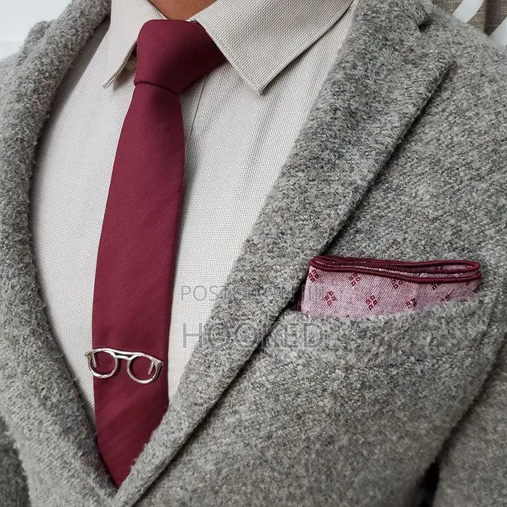 Silk Burgundy Necktie for a Fashionable Look.