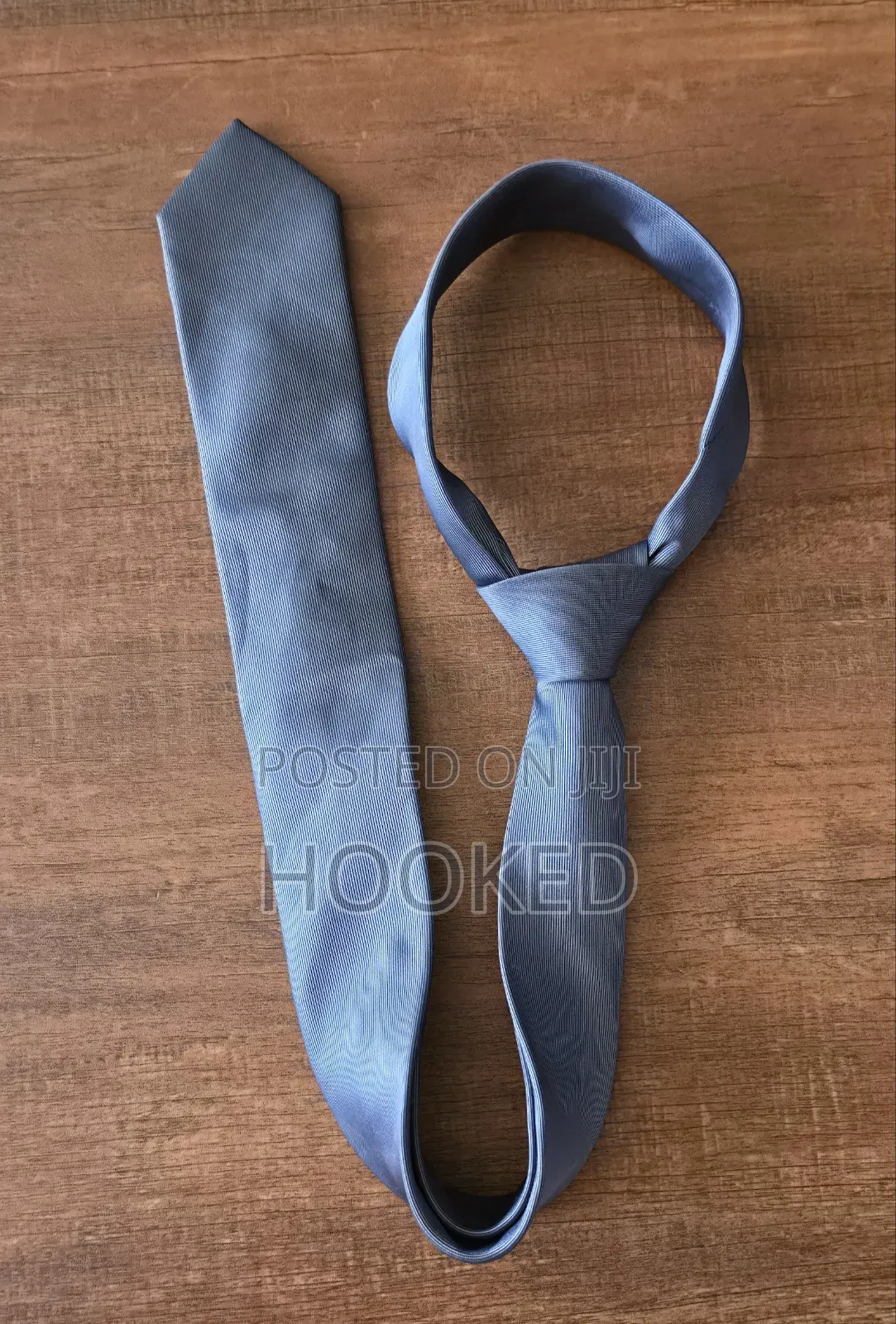 Gray Plain Neck-Tie in Silk