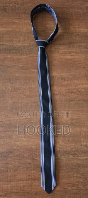 Unique Quality 2ndhand Ties One After the Other.