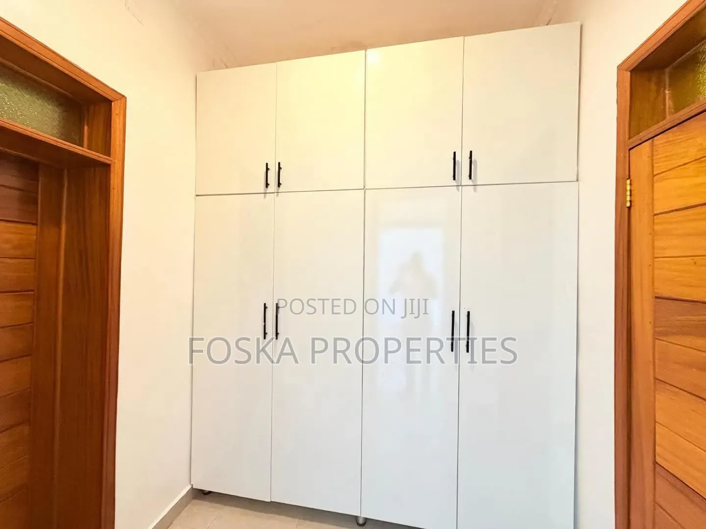 3bdrm Duplex in Bugolobi Estate, Central Division for rent