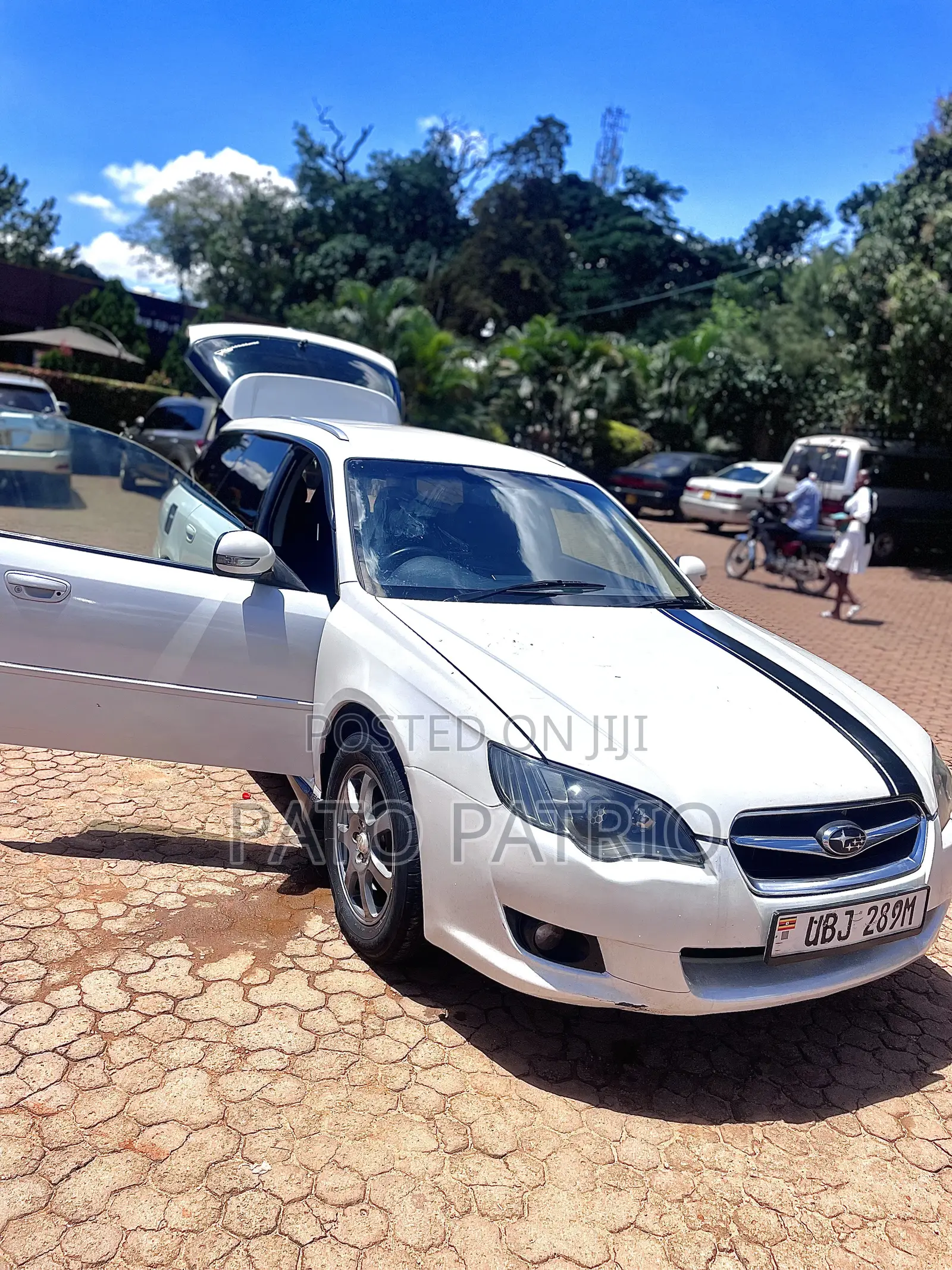Subaru Legacy 2007 White