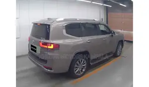 Toyota Land Cruiser 2025 Gray